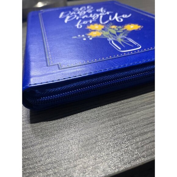 365 Days Of Prayer For Life Devotional Book With Zippered Blue Faux Leather Cove - Picture 2 of 9